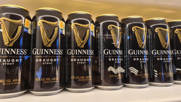 What’s That Little Ball Rattling Round Inside Guinness Cans?