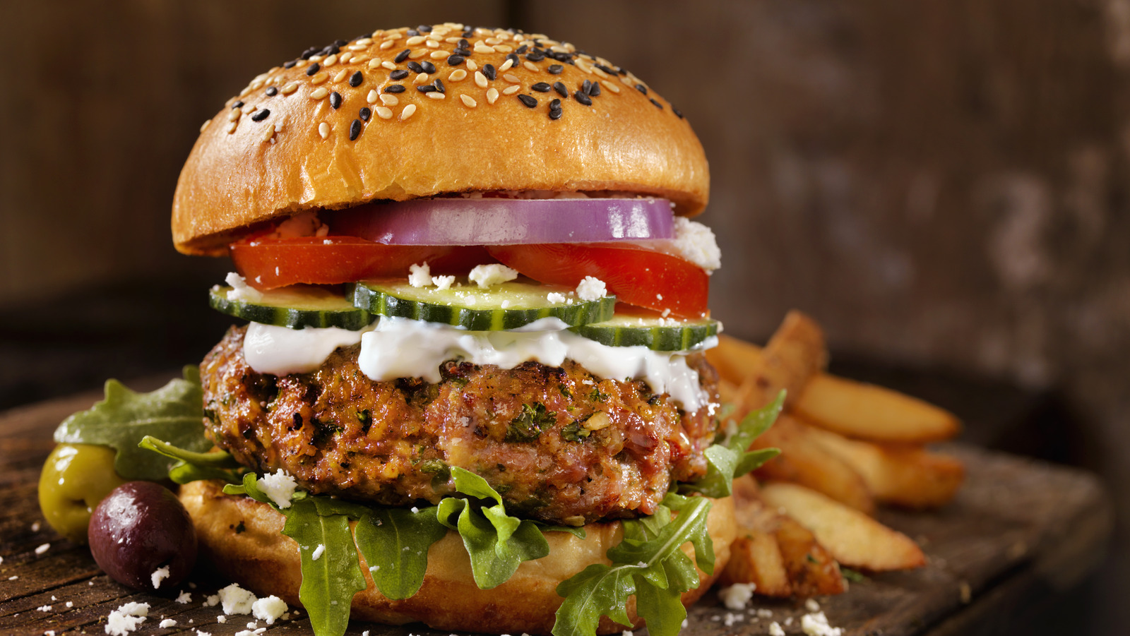 This is How To Put A Mediterranean Spin On A Traditional Hamburger